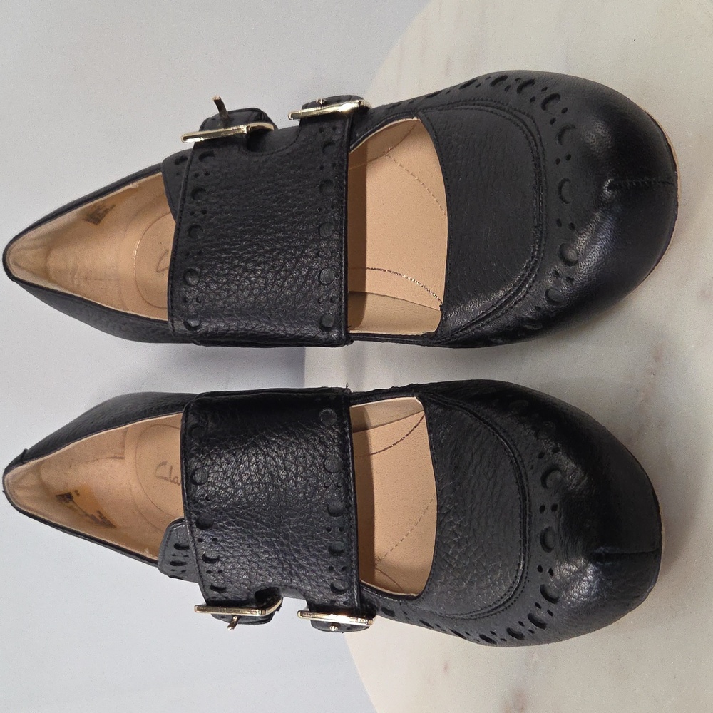 Clarks Black Leather Heeled Shoes with Buckle Detail Size 7 - Picture 2 of 6